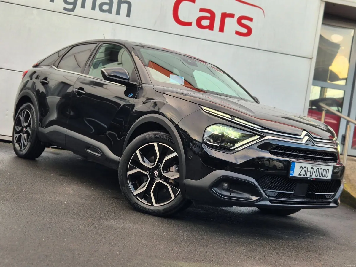 2023 Citroen e-C4 Shine Plus, 18" Alloys, CarPlay - Image 2
