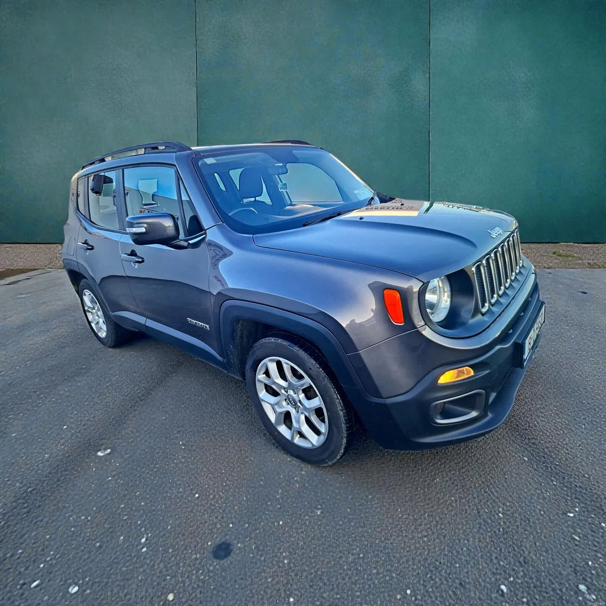 2018 Jeep  Renegade  1.6 Multijet 120PS Low Miles - Image 3
