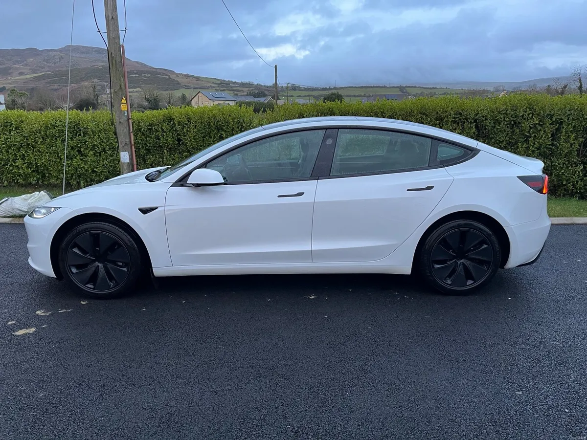 Tesla Model 3 2025 Long Range RWD - Image 1