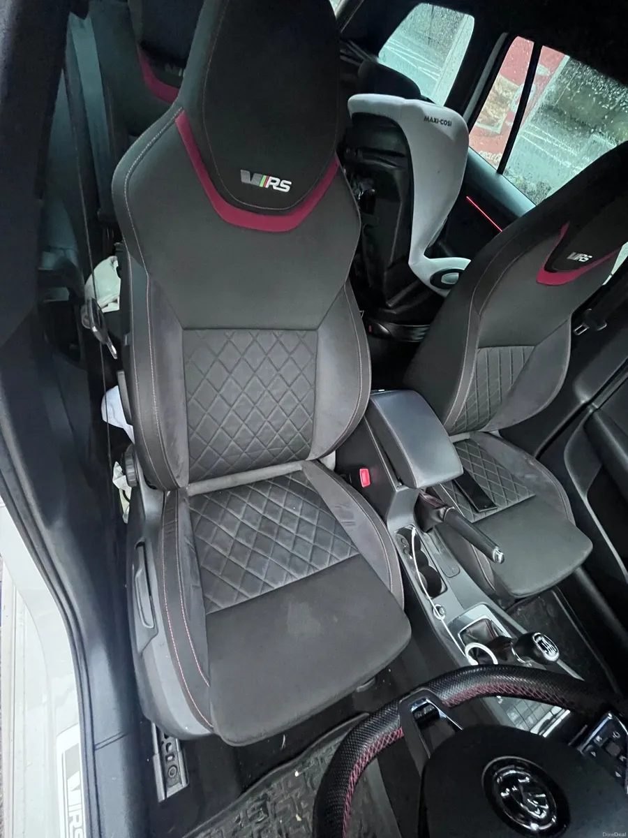 Skoda Octavia 2018 VRS Combi - Image 2