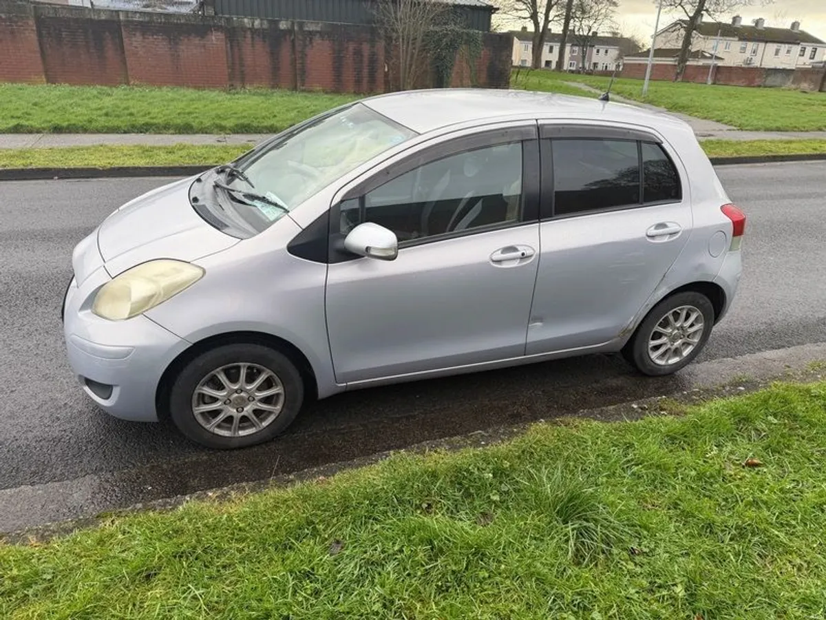 2007 Toyota Vitz Automatic 1.0L - Image 3