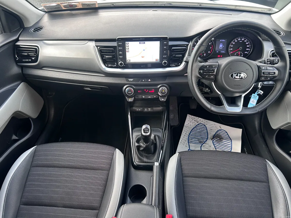 2018 KIA STONIC 1.4 K3 PETROL LOW KMS - Image 2