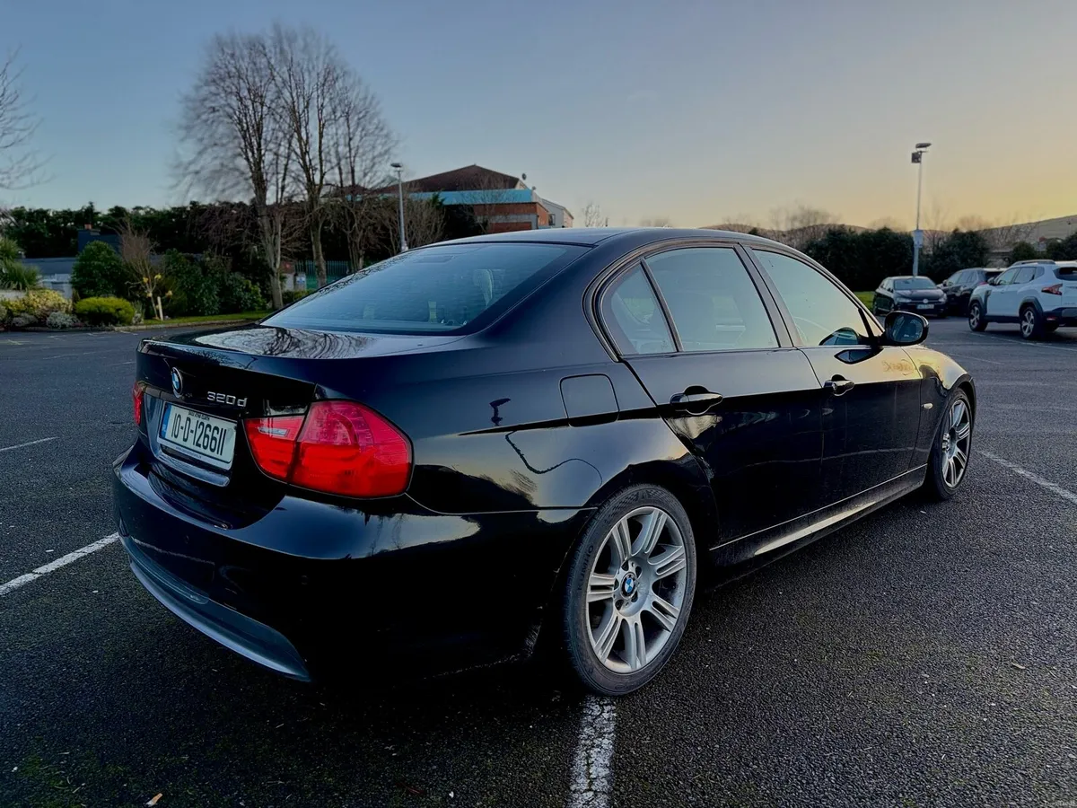 Bmw 3 series Msport - Image 4