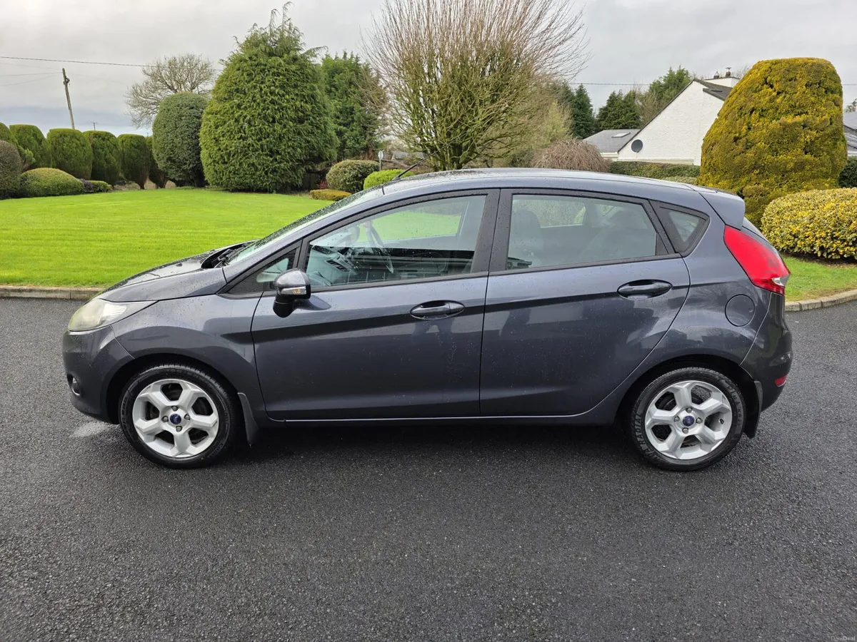 FORD FIESTA STYLE 1.25 PETROL - Image 3