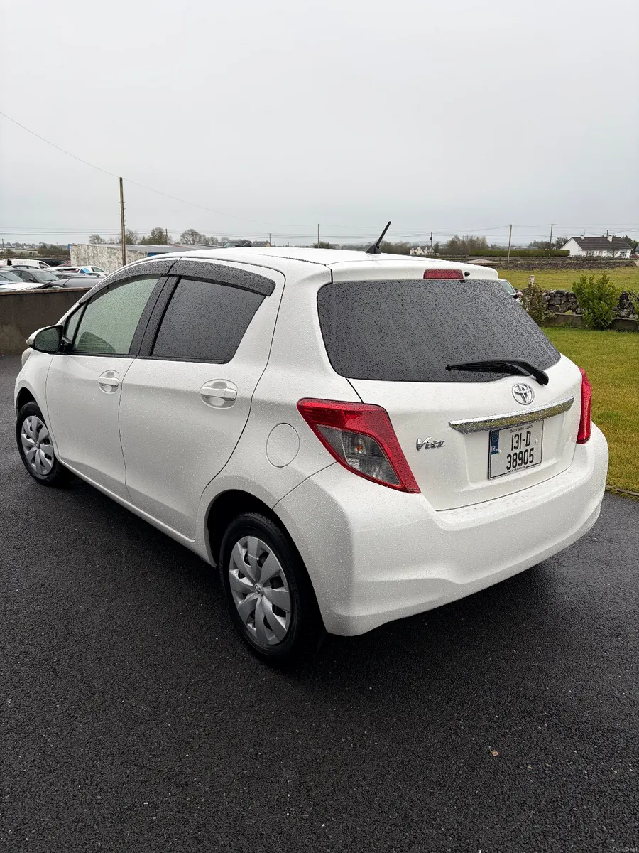 Toyota Vitz 2013 - Image 3