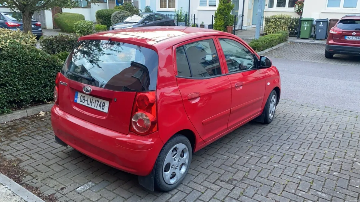Kia picanto 100,000 km mileage ONLY - Image 4