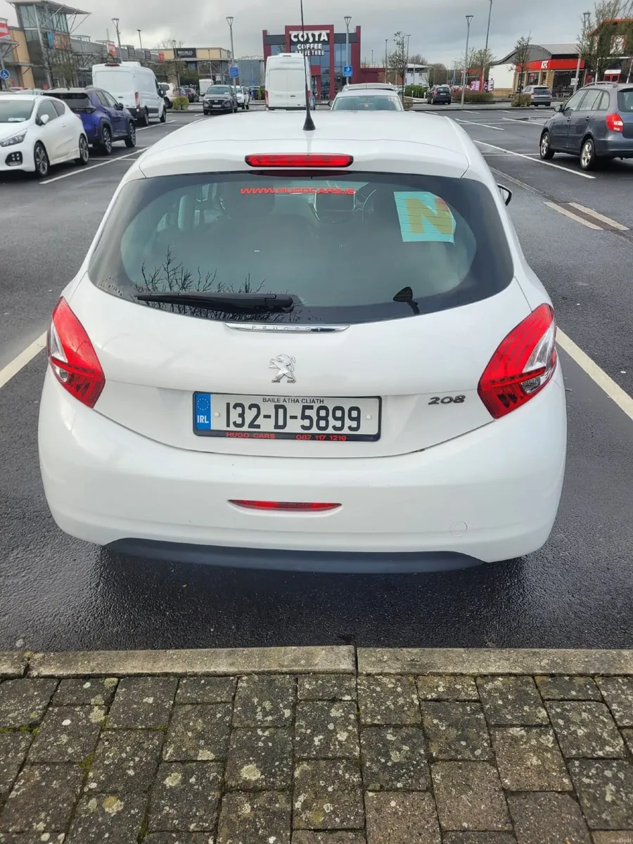 Peugeot 208 2013 - Image 2