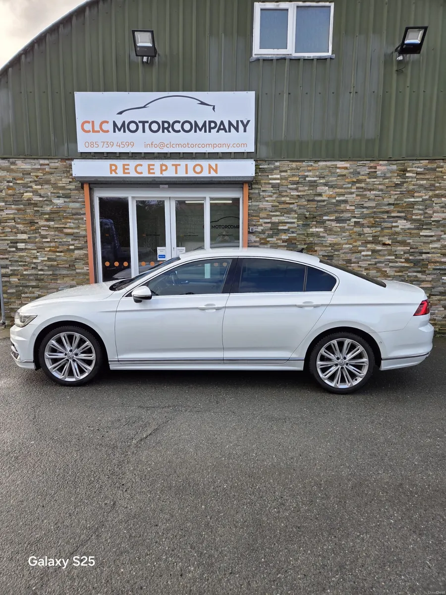 2017 VW PASSET R LINE - Image 3