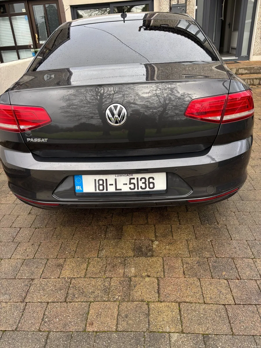 Vw Passat Business - Automatic DSG - Image 3