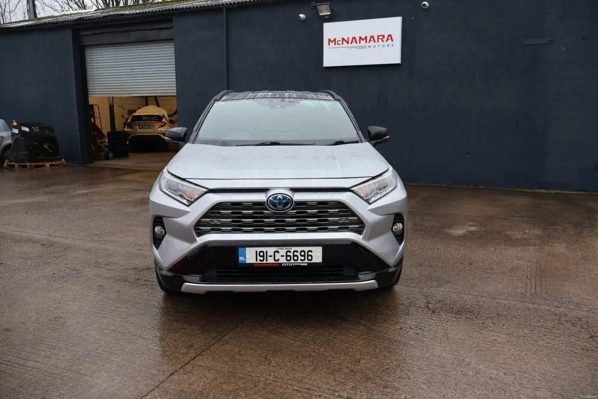 Toyota RAV4 Sport Huge Spec 12 Month Warranty - Image 4