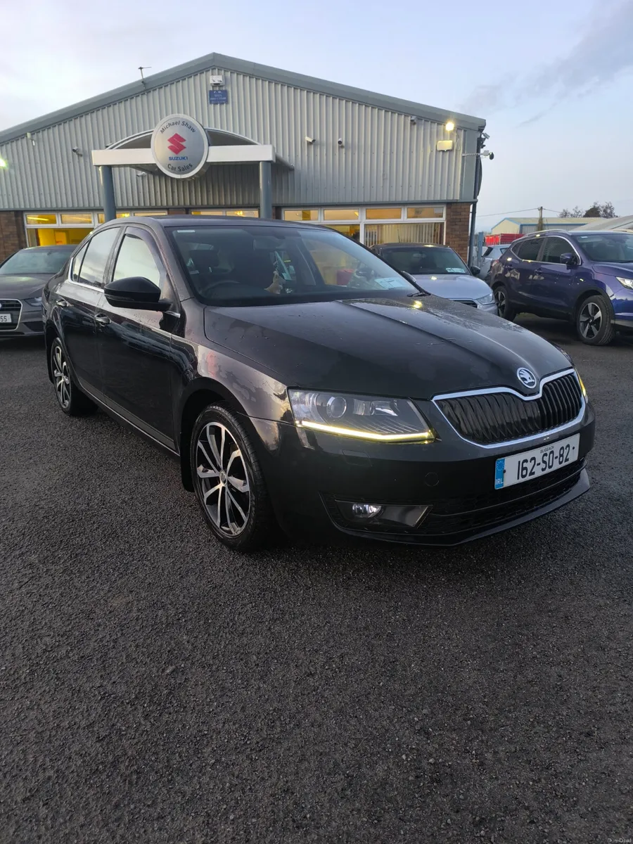162 Skoda Octavia 1.6 TDI style . - Image 2