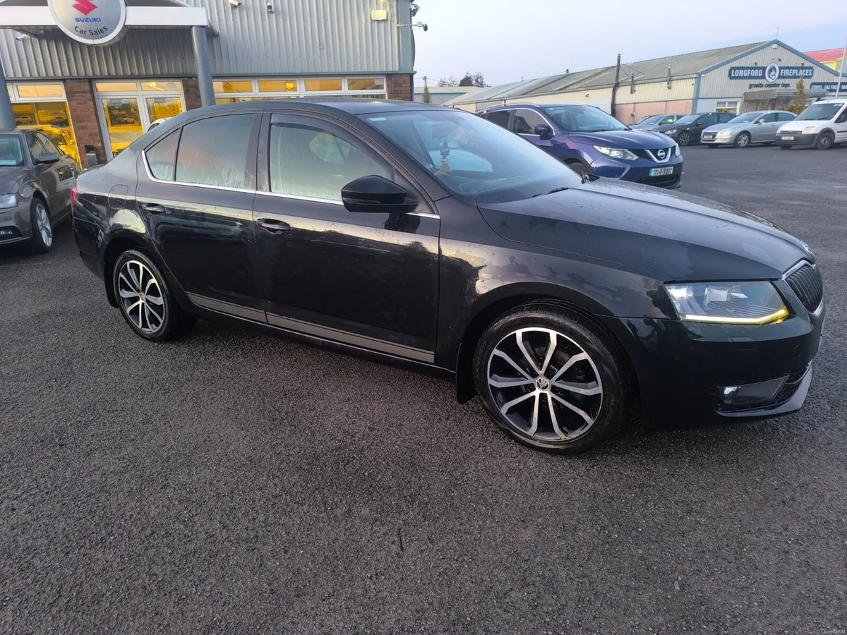 162 Skoda Octavia 1.6 TDI style . - Image 1
