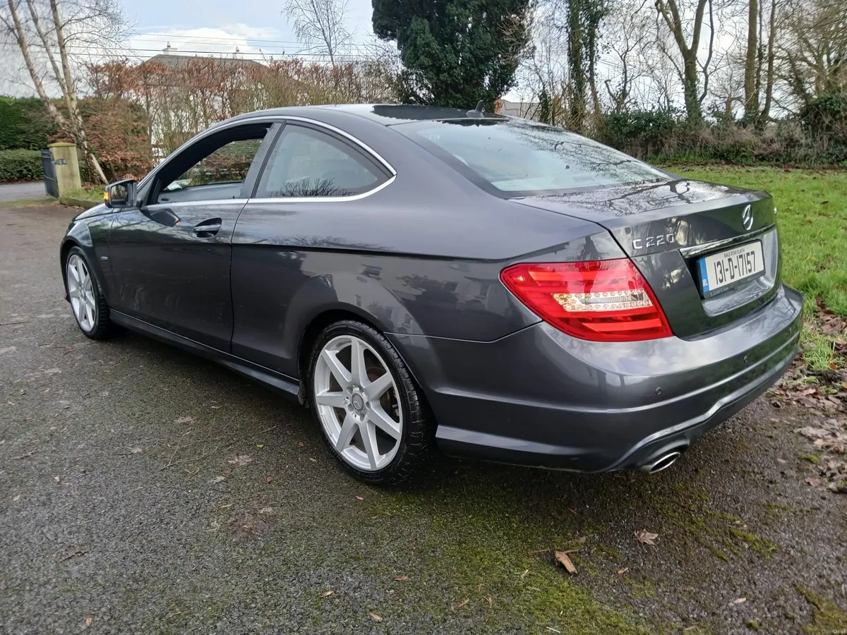Mercedes Benz C220  Coupe Auto Diesel - Image 3