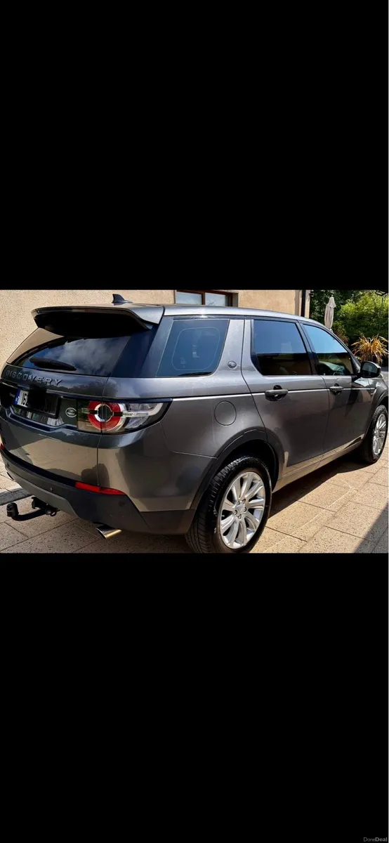 Land Rover Discovery Sport - Image 2
