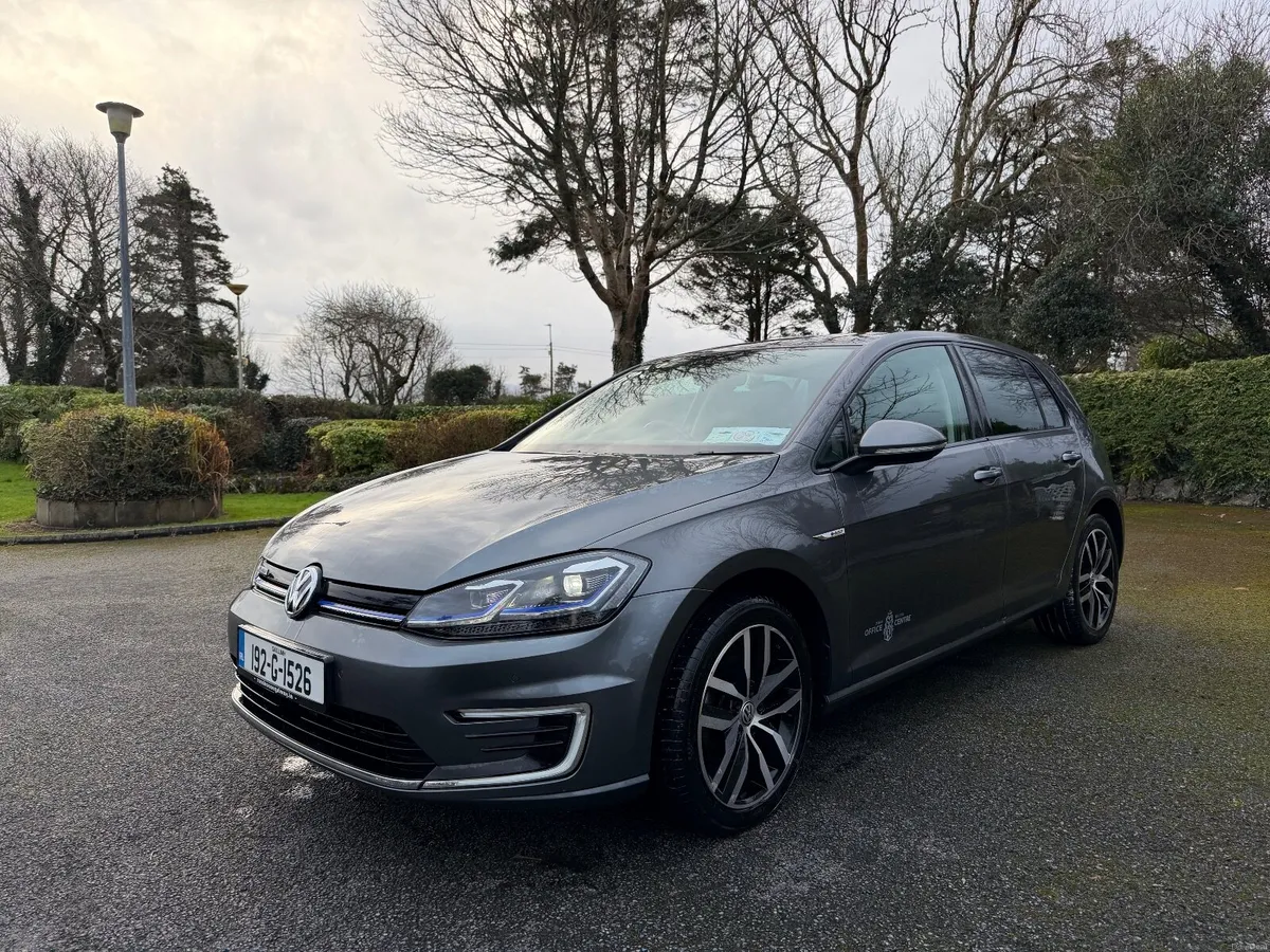 eGolf 2019. VW Warranty. 91% SOC Low KM. - Image 4