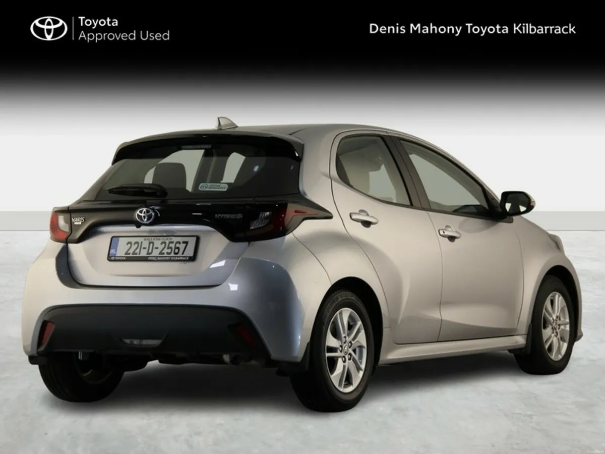 Toyota Yaris HYBRID LUNA 4DR AUTO - Image 2