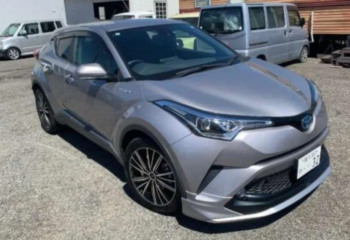 2017 Toyota Chr immaculate condition - Image 1