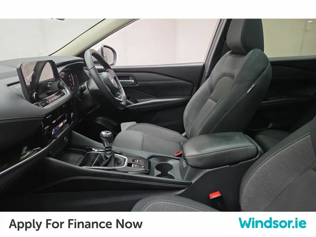 Nissan Qashqai 1.3 PET MILD HYBRID SV PREMIUM *4k - Image 4