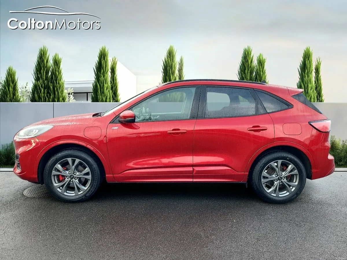Ford Kuga 2.5 Duratec 225PS PHEV ST-Line Auto - Image 6