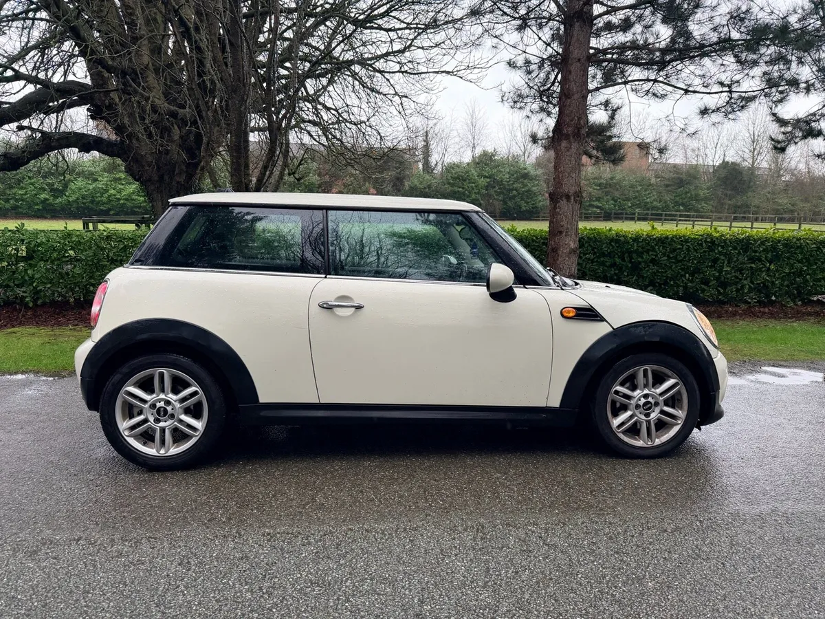 2012 Mini One D, NEW NCT, Cheap tax, Low miles! - Image 4