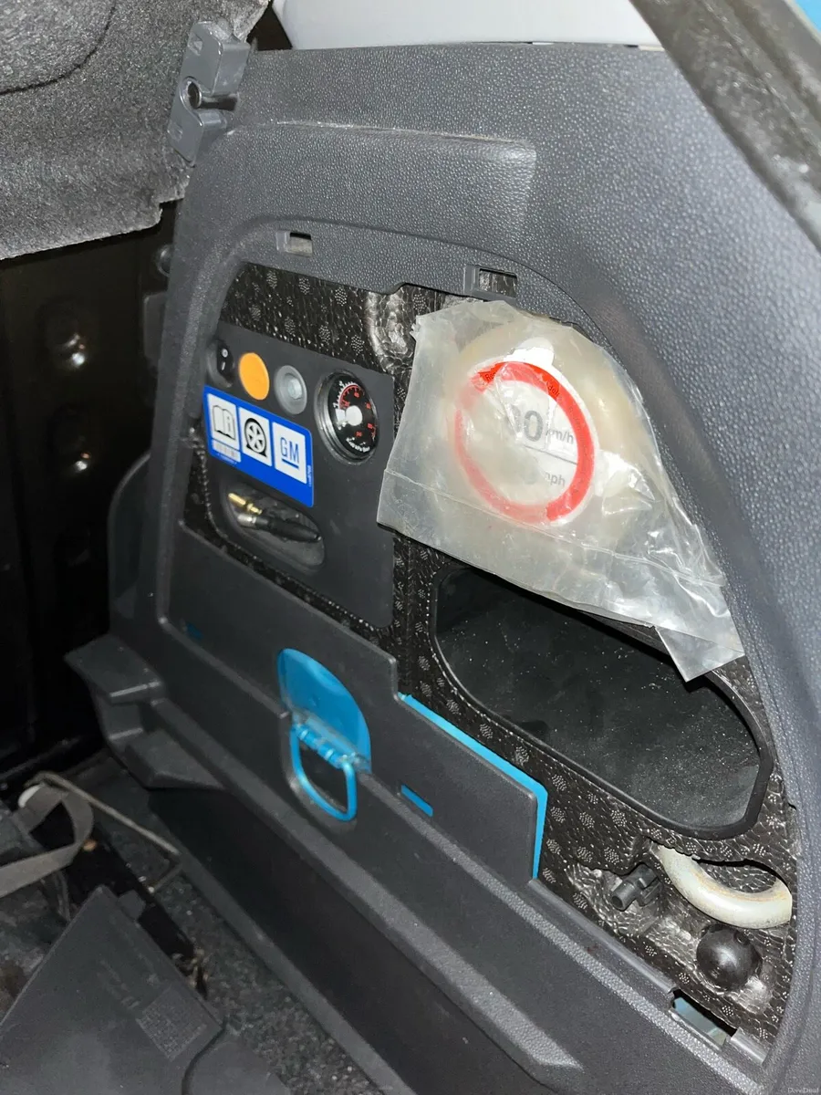 3 door vauxhall corsa - Image 4