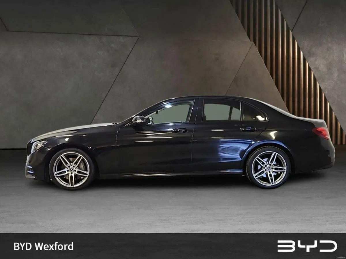 Mercedes-Benz E-Class E 200 D A/T Exclusive - Image 4