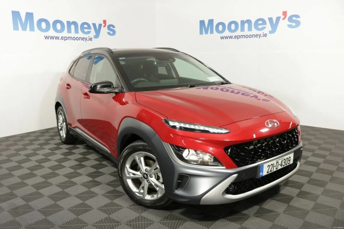 Hyundai KONA EXECUTIVE 1.0L PETROL COMPACT SUV - Image 1
