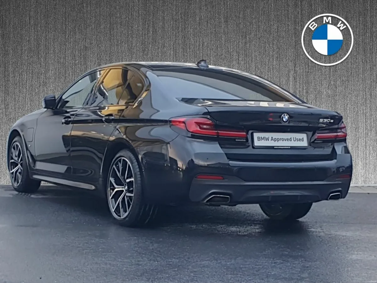 BMW 5-Series 530e M Sport - Image 2