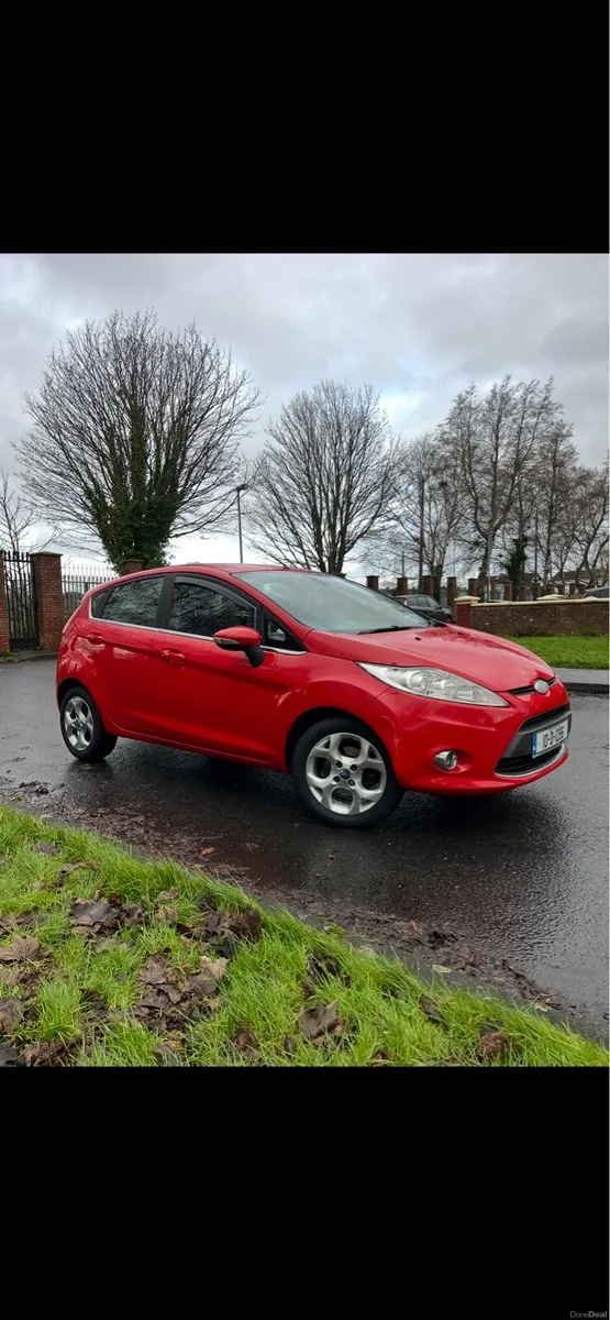 Excellent condition Automatic Fiesta **New nct** - Image 1