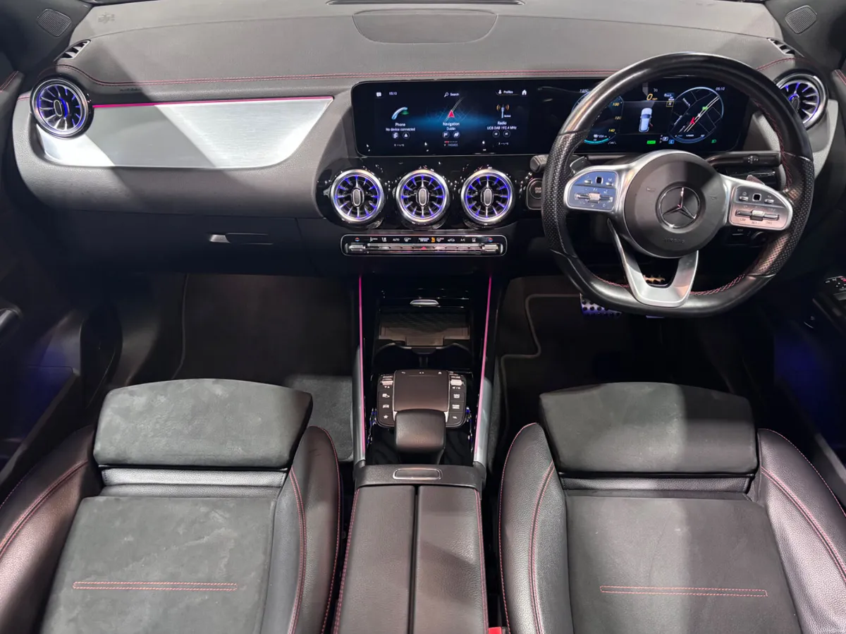 MERCEDES-BENZ EQA 250 AMG LINE PREMIUM // SUNROOF - Image 3