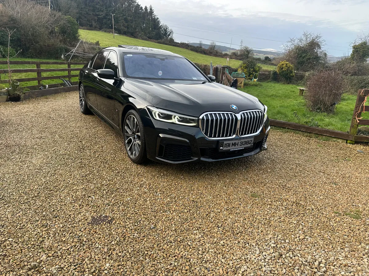 BMW 7-Series 2019 - Image 2