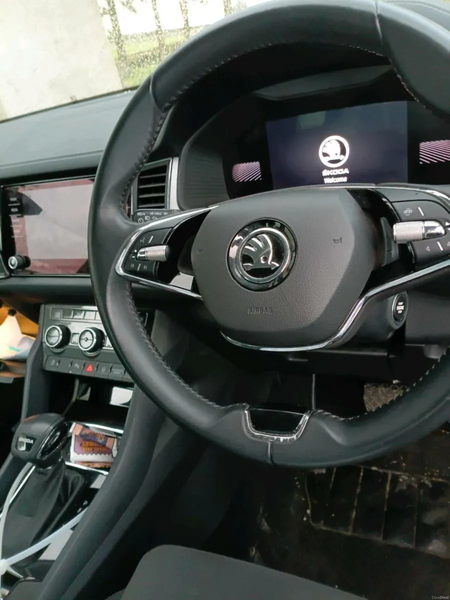 2023 skoda kodiaq 4x4 2.0tdi dsg , light damage - Image 2