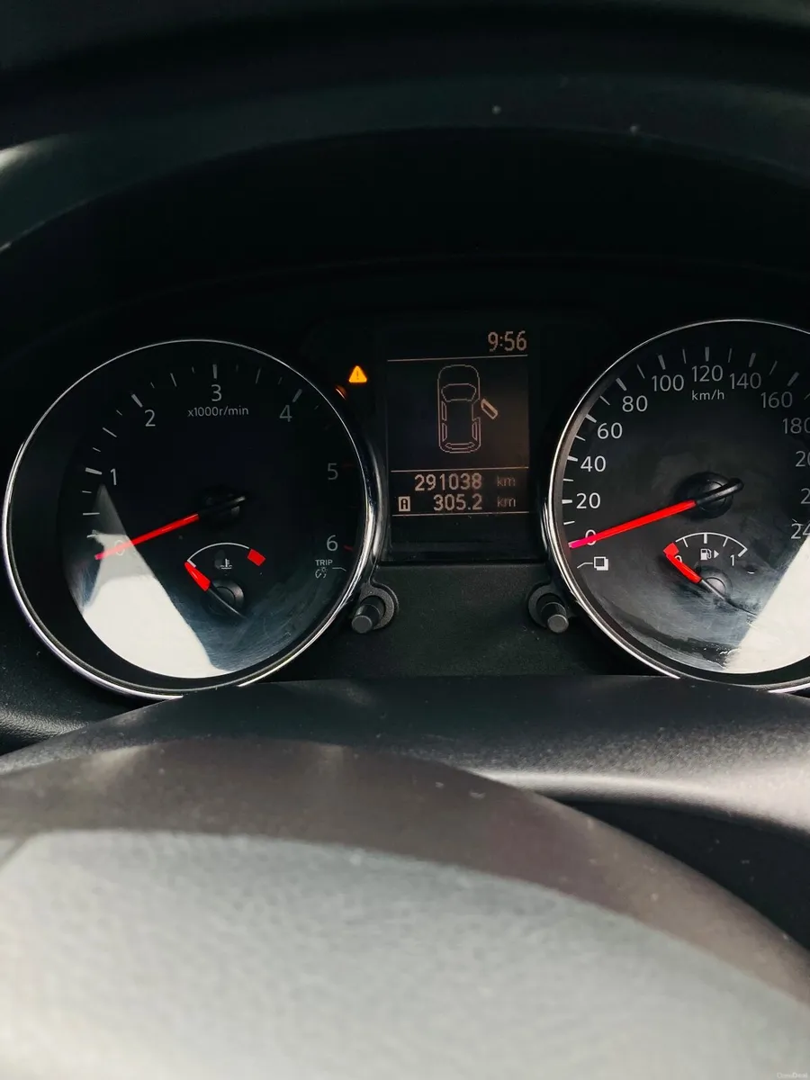 Nissan Qashqai 2012 - Image 3