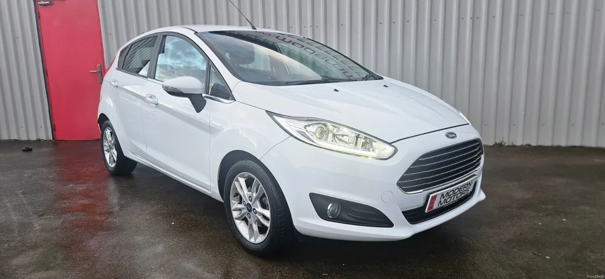 Ford Fiesta zetec 1.0 eco 5dr very low miles - Image 2