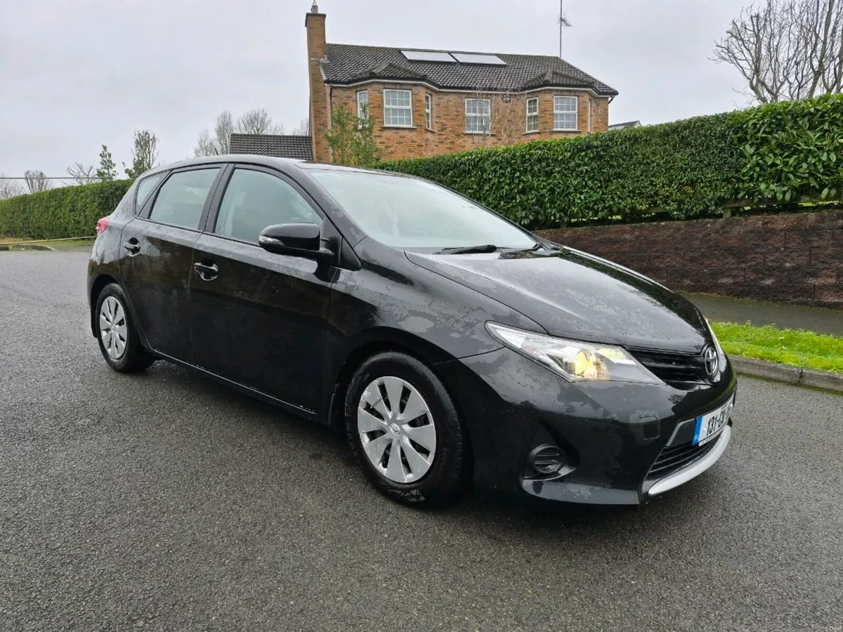 2013 Toyota Auris 1.4D4D Nct model taxed and test - Image 1