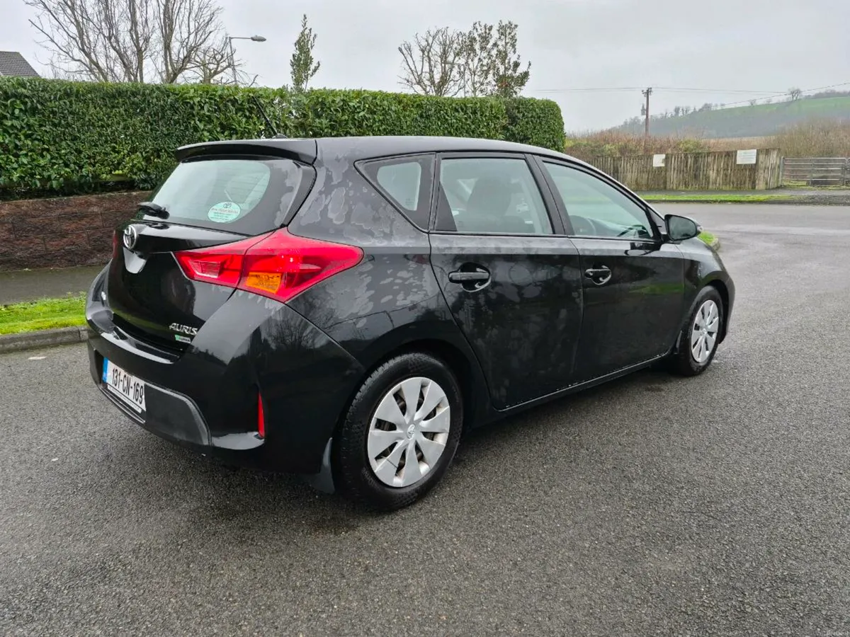 2013 Toyota Auris 1.4D4D Nct model taxed and test - Image 3