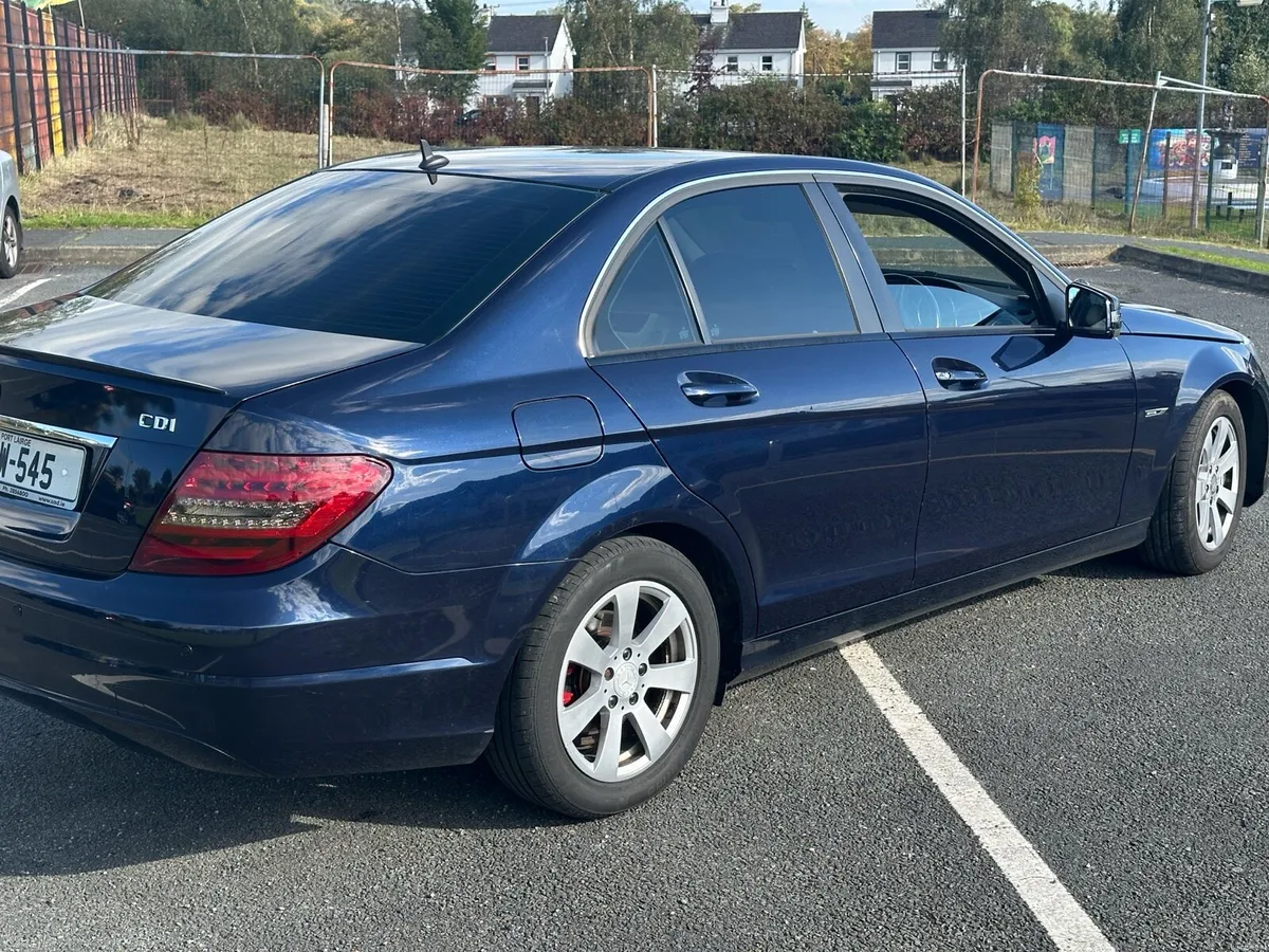 Mercedes-Benz C200 CDI - Image 3