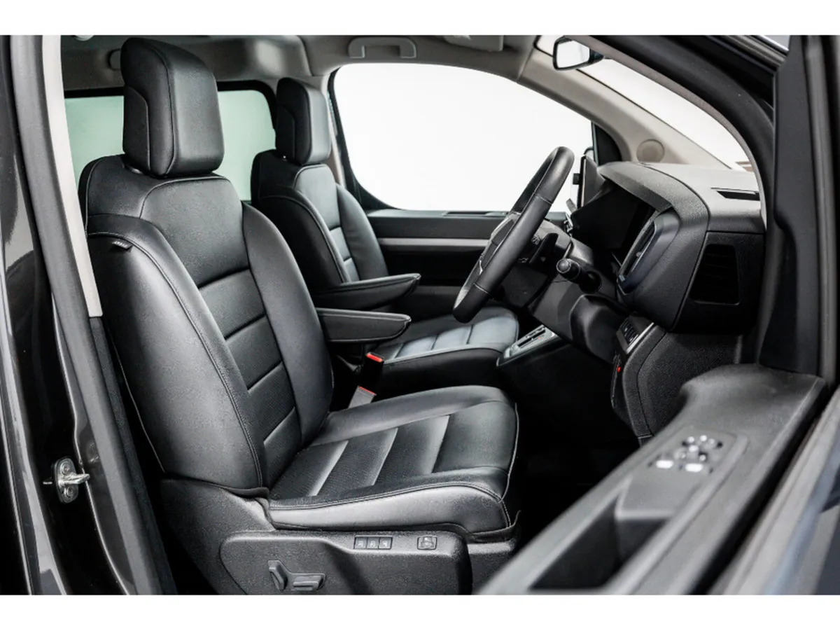 Peugeot Traveller E-Traveller Allure 75kWh Auto 13 - Image 4