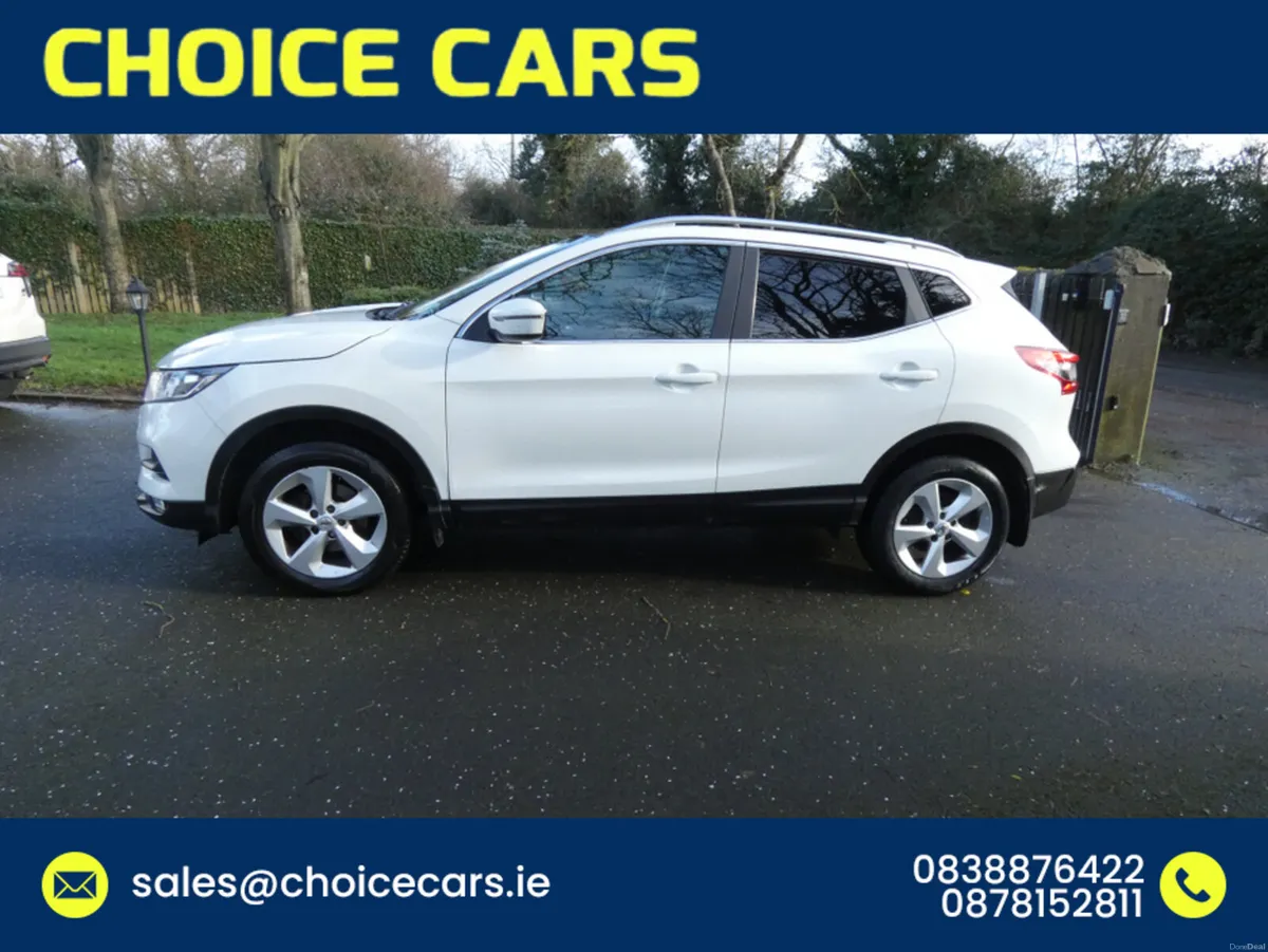 Nissan Qashqai 1.2 SV 18 4DR PAM AM ROOF - Image 3