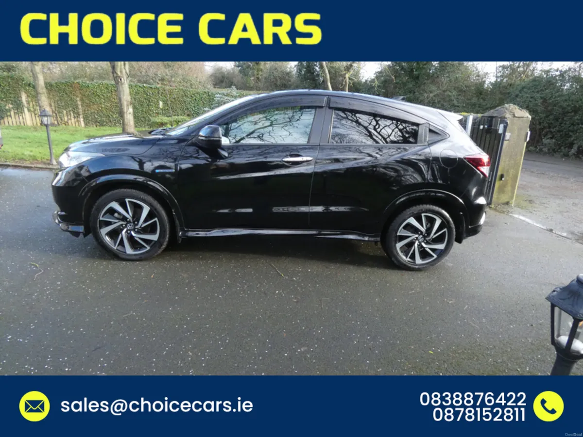 Honda Vezel 1.5 AUTO HYBRID RS SPEC - Image 3