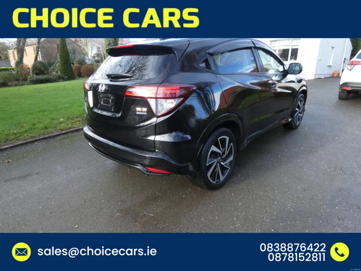 Honda Vezel 1.5 AUTO HYBRID RS SPEC - Image 4