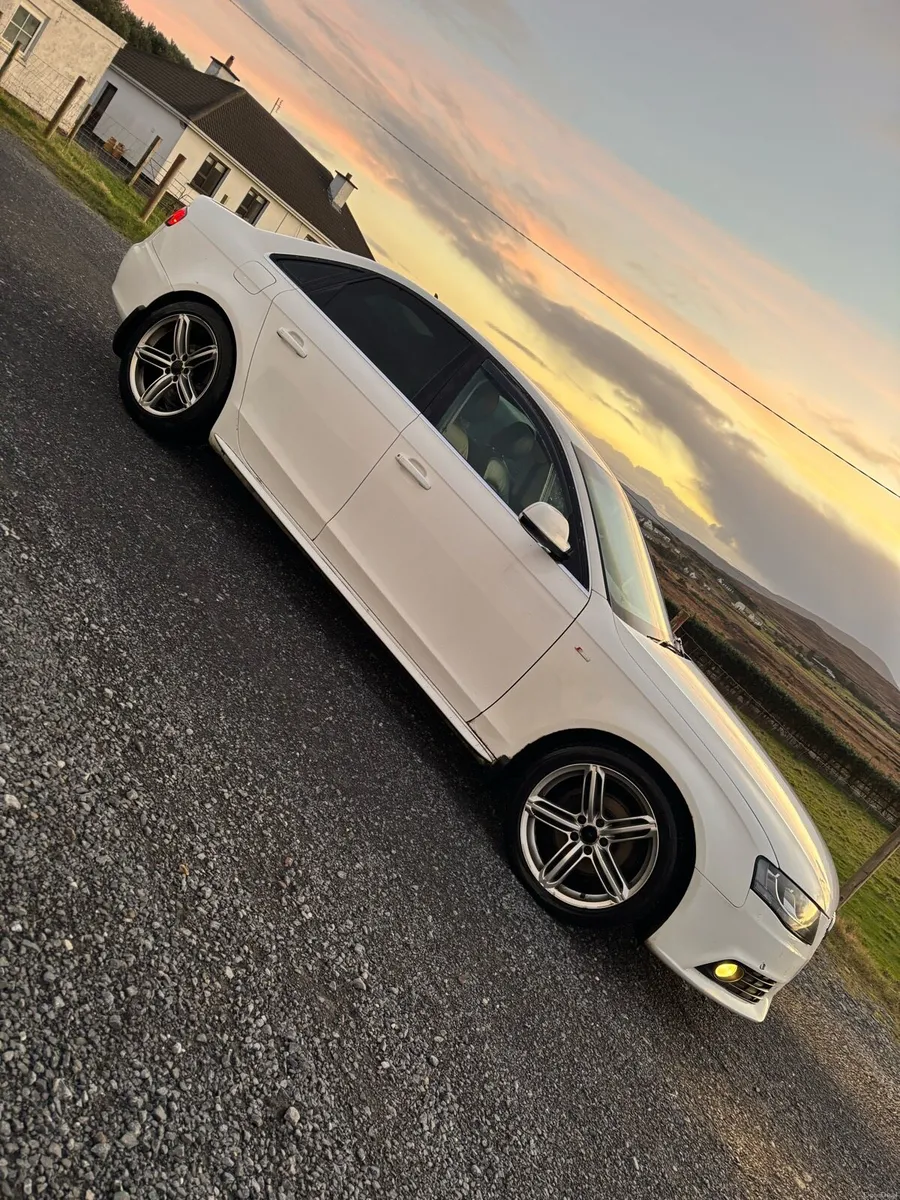 2011 Audi A4 S-Line - Image 2