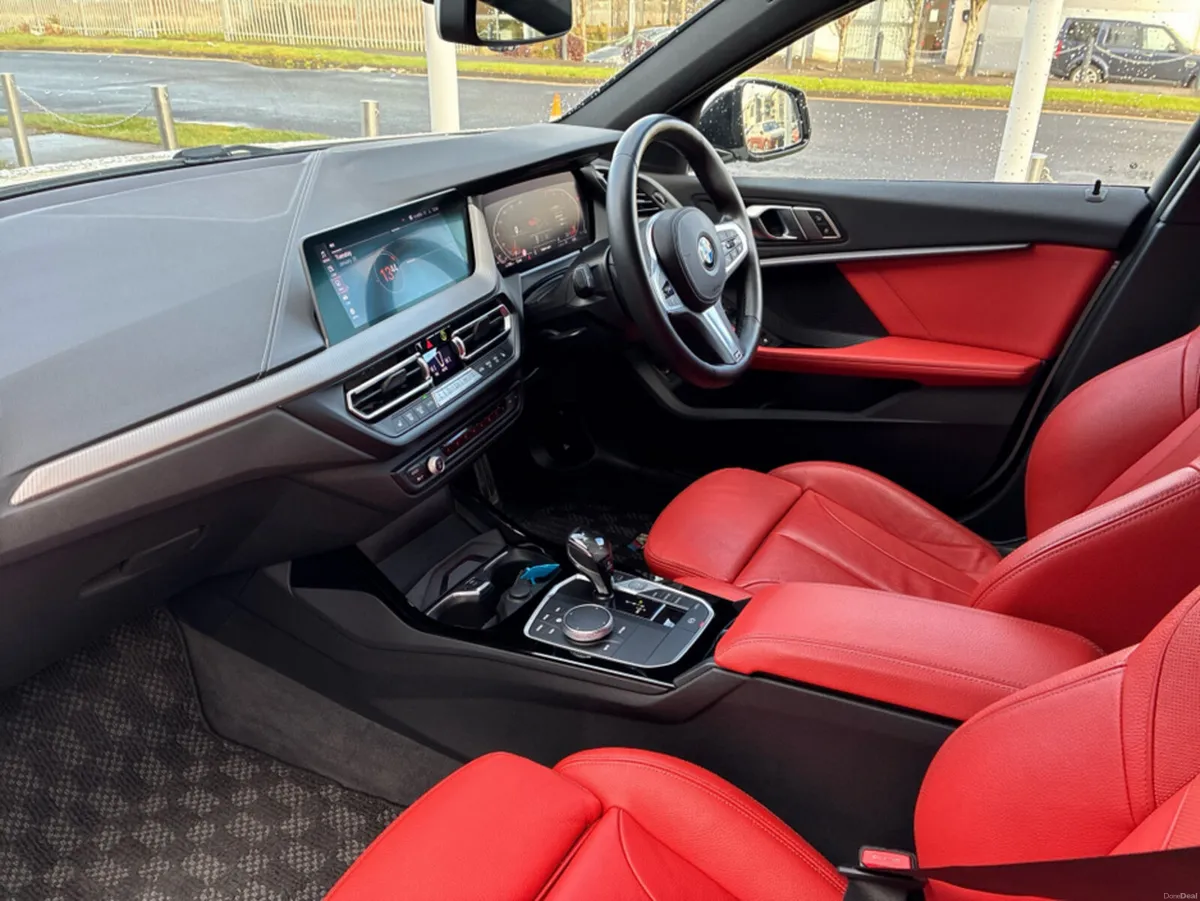 BMW 1-Series 118i 1.5L Petrol Automatic M-Sport - Image 3