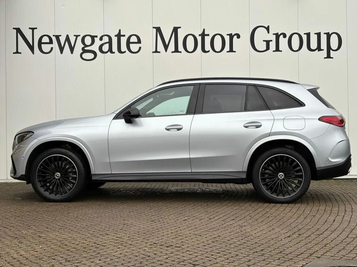 Mercedes-Benz GLC GLC 300 E 4MATIC URBAN EDITION - Image 2