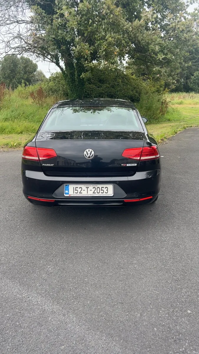 Volkswagen Passat - Image 3