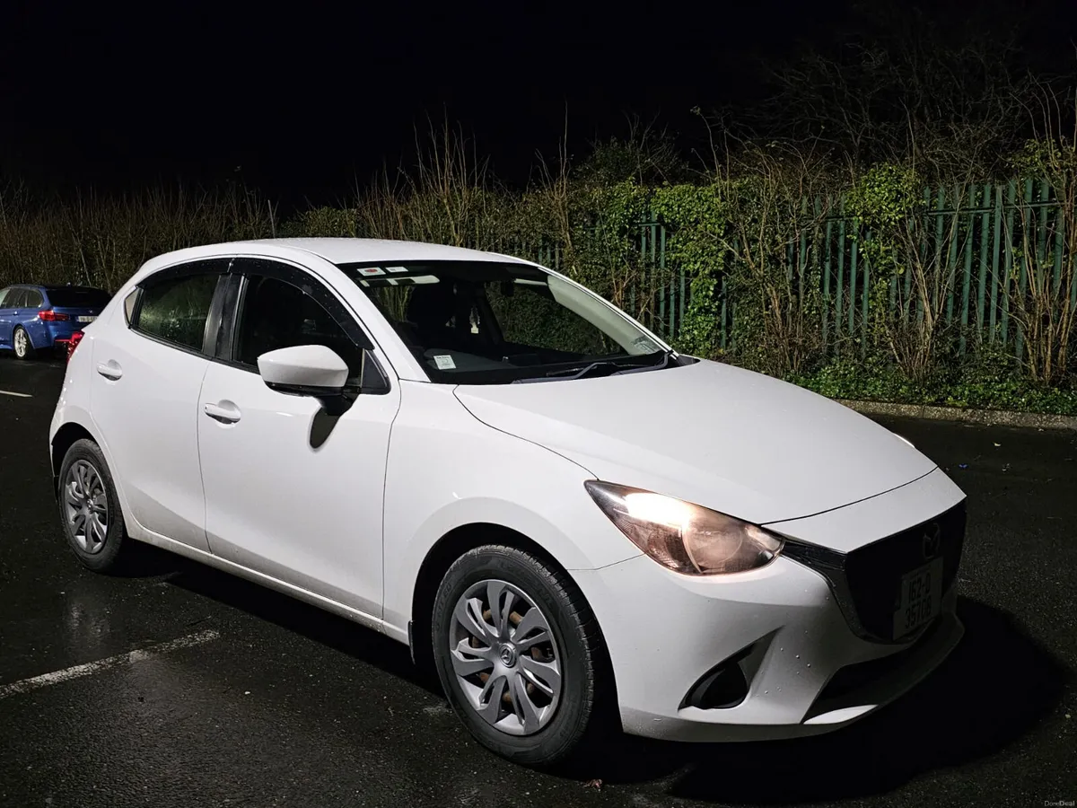 Mazda Demio 2016 automatic €6990 no offers - Image 3