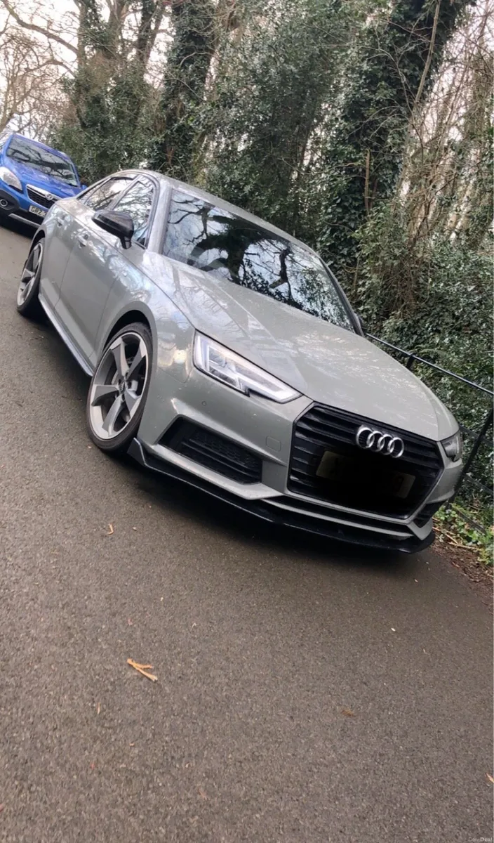 Audi A4 2.0 TDI Black Edition - Image 1