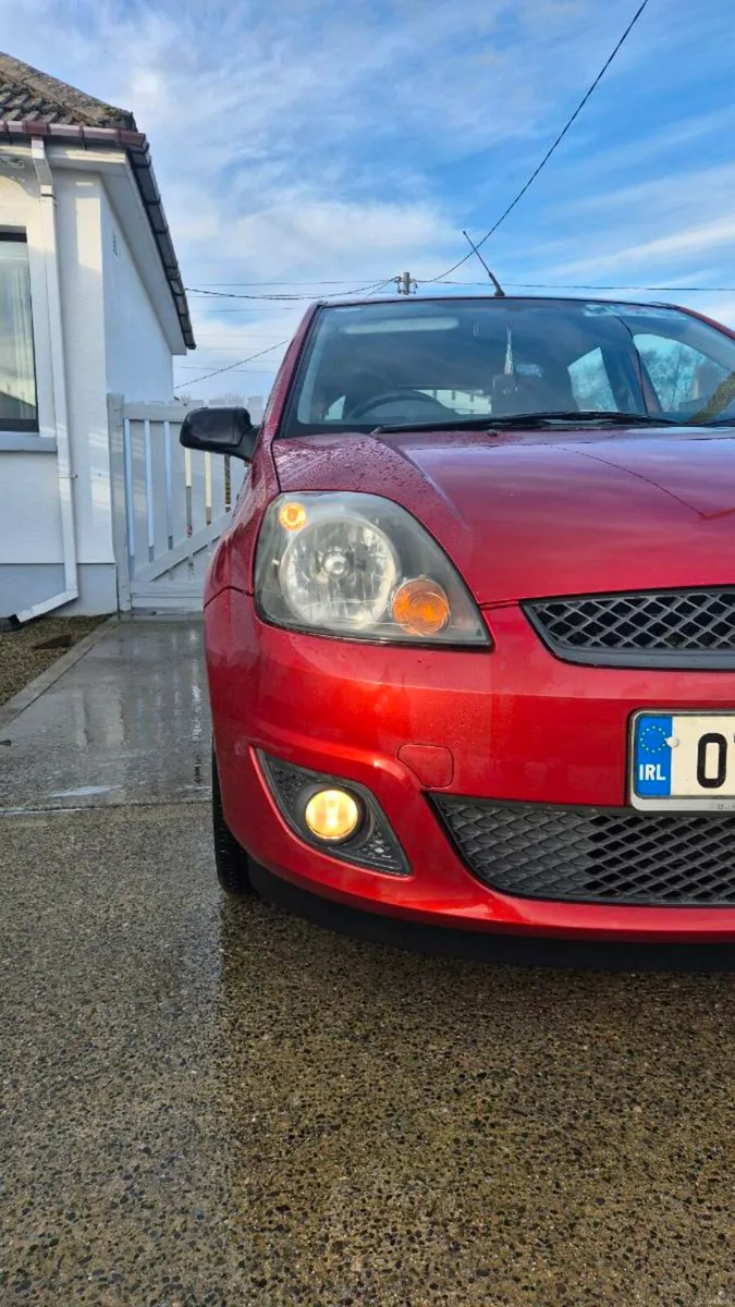 Ford Fiesta - Image 2