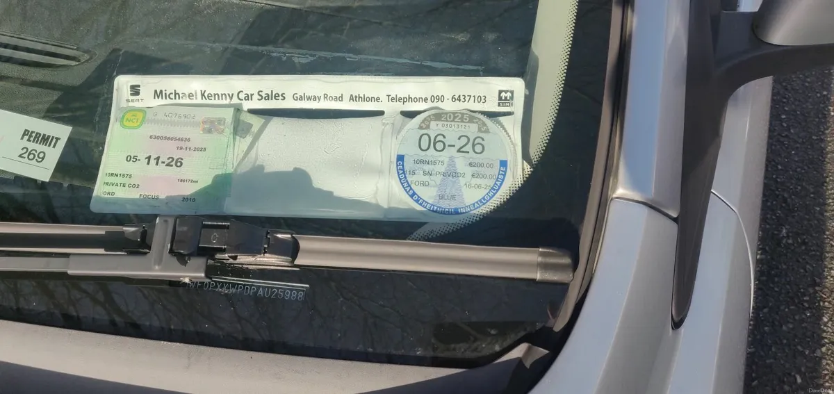 Ford Focus 2010 - Image 2