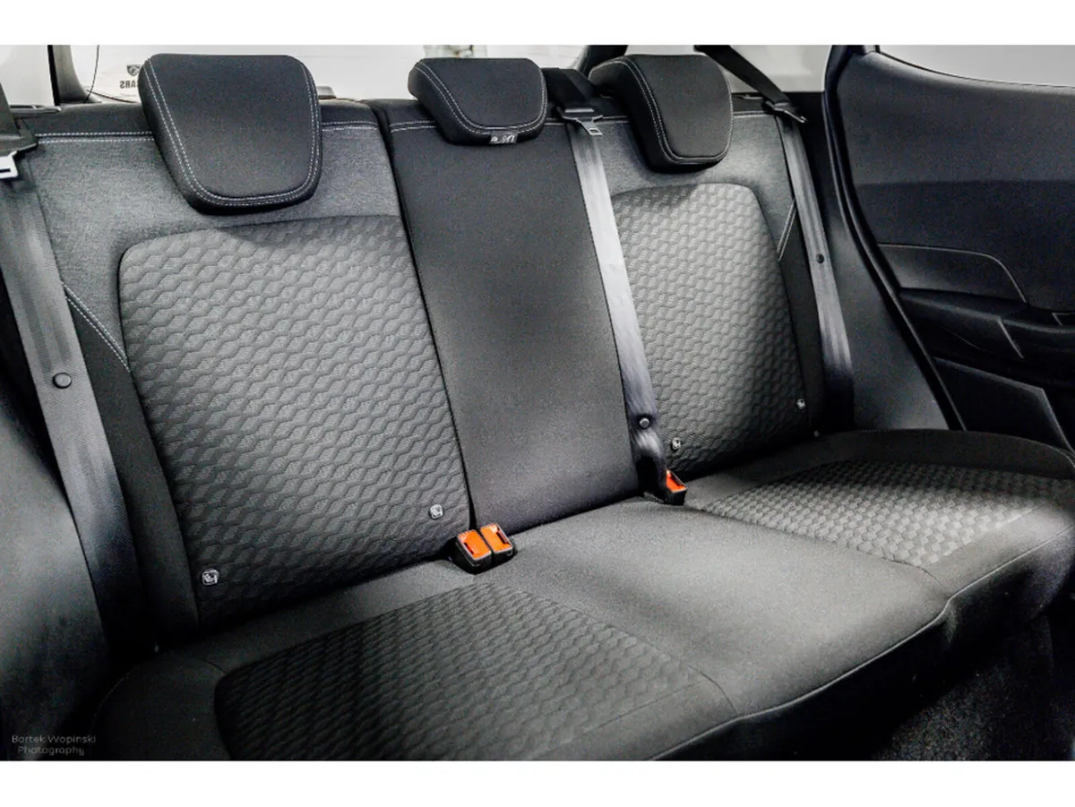 Ford Fiesta Titanium 1.0 Petrol 100HP - Image 4